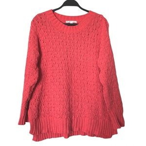 Seven7 Textured Chenille Crew Neck Sweater in Hibiscus Coral Size Medium